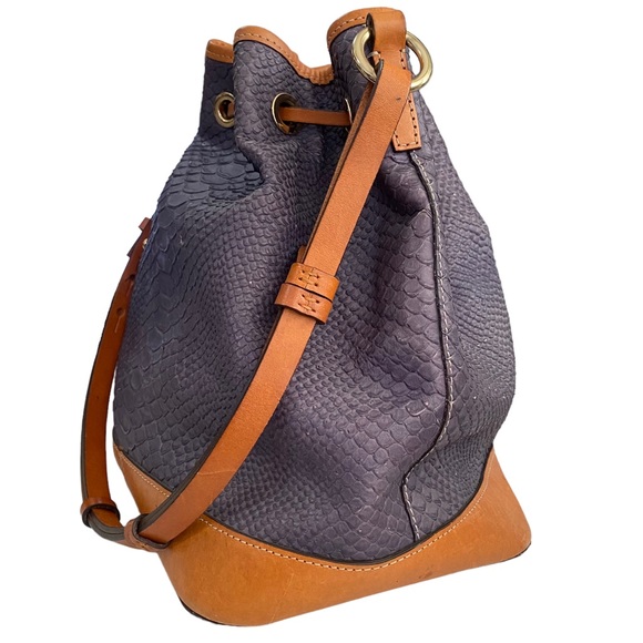 Dooney and Bourke drawstring bucket Snakeskin Texture Shoulder Bag - Picture 9 of 16